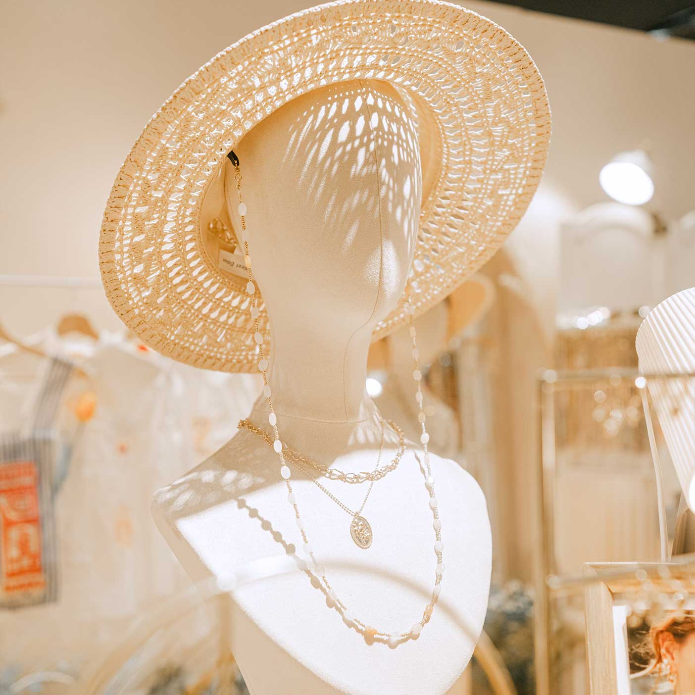 For-Arts-Sake-X-Neighbor-Next-Door-Guide-To-Summer-A-LA- Francaise-7