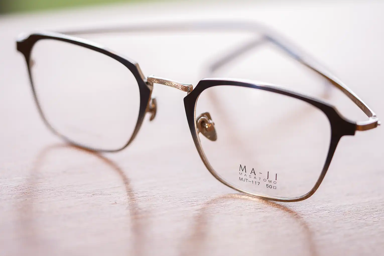 How to clean glasses properly
