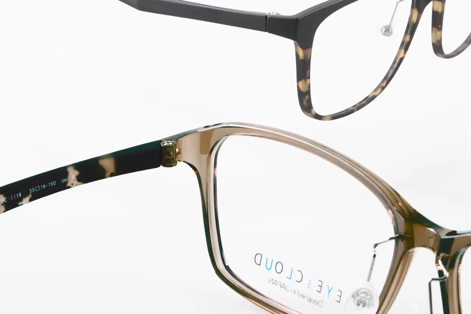Wide head fit eyewear guide15