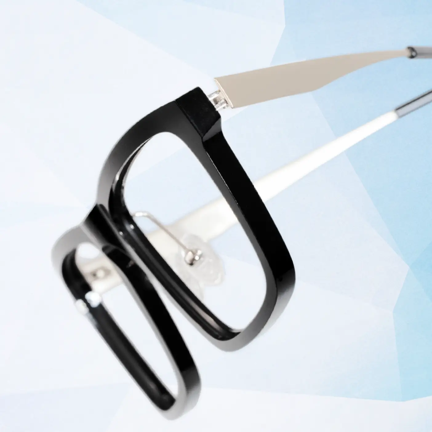 More than lightweight eyescloud ea