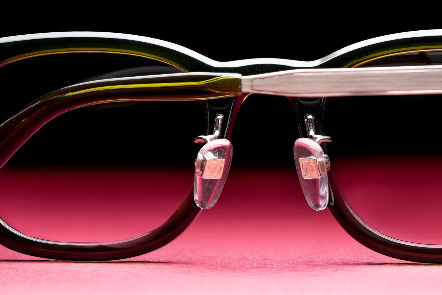 St dupont angular frame design